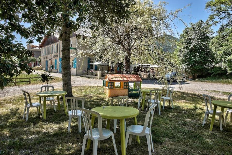 Auberge Du Marronnier Barrême Екстериор снимка